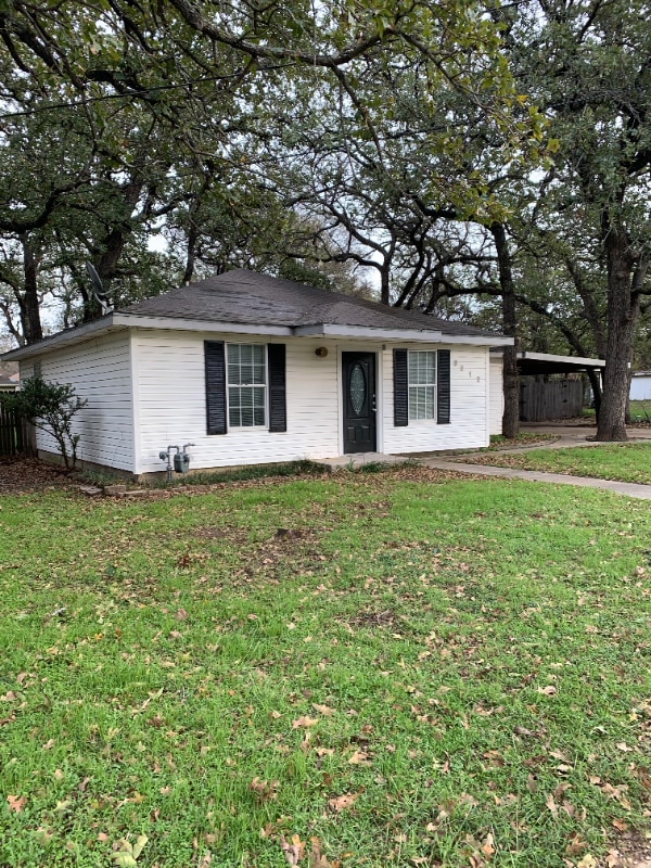 Photo - 3212 Delaware Trail