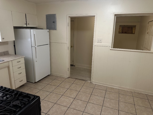 Photo - 3049 Lakewood Dr