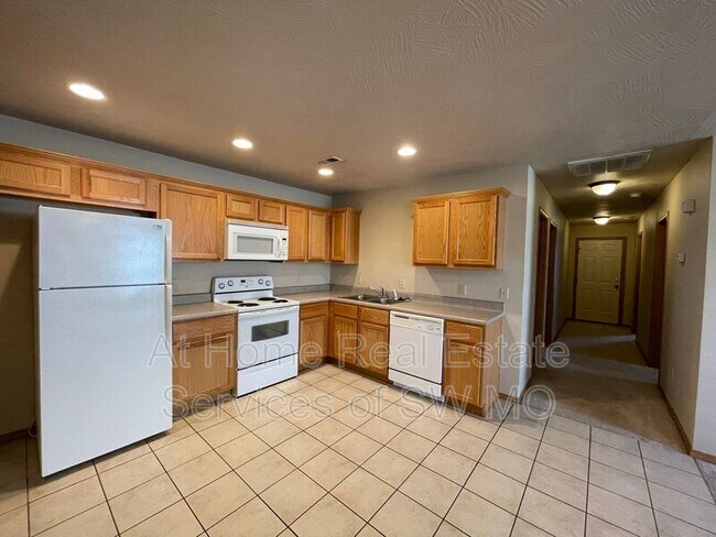 Photo - 1943 S Bryson Cir