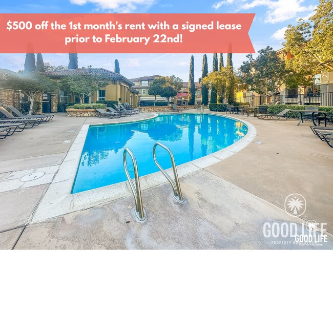 Building Photo - Gorgeous 2 Bed/2 Bath Condo in a Quiet, Charming Community! $500 off the first month's rent if yo...