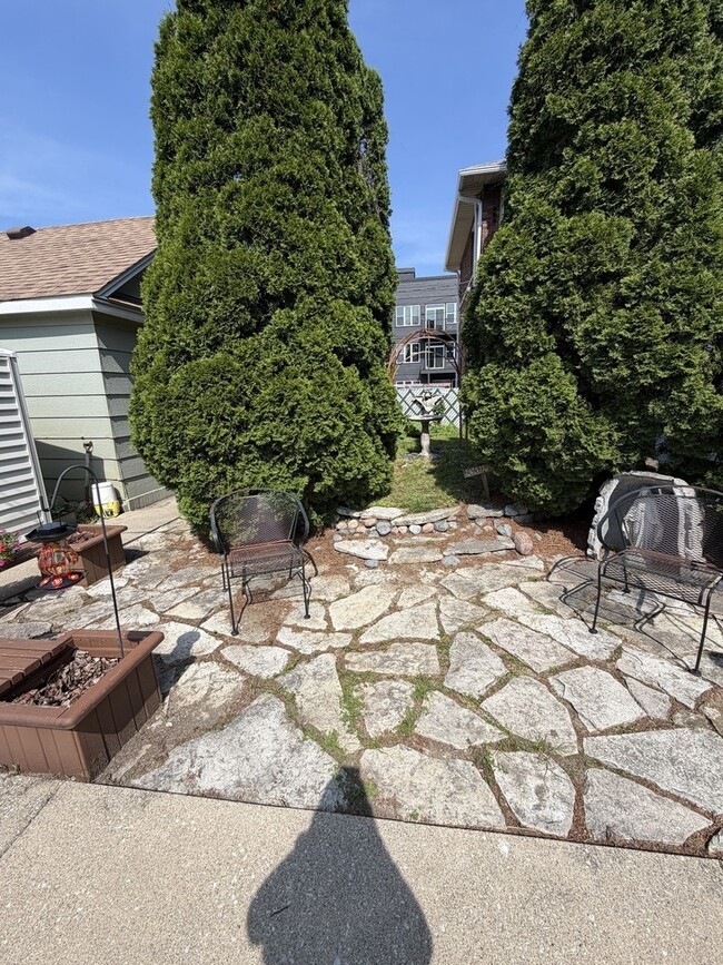 Photo - 9002 Sheridan Ave