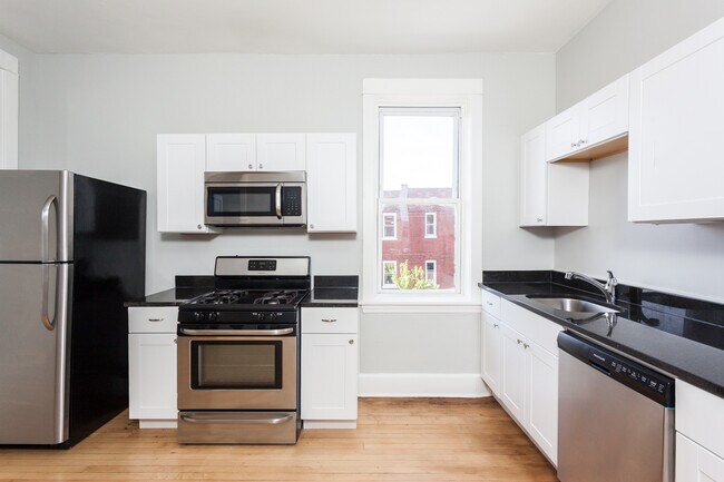 Photo - 901 N Mozart St Unit 3