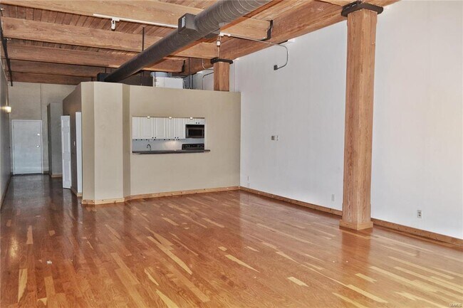 Breakfast Bar - 507 N 13th St Unit 407