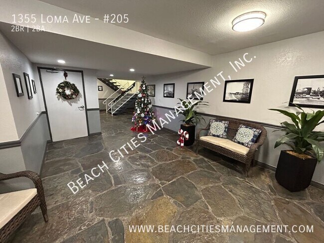 Photo - 1355 Loma Ave Unidad #205