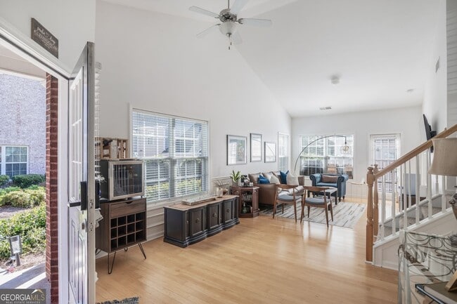 Photo - 1802 Willow Branch Ln