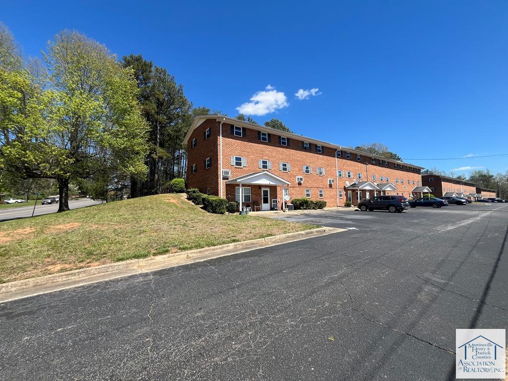 Photo - 167-189 Laurel Gate Cir Townhome