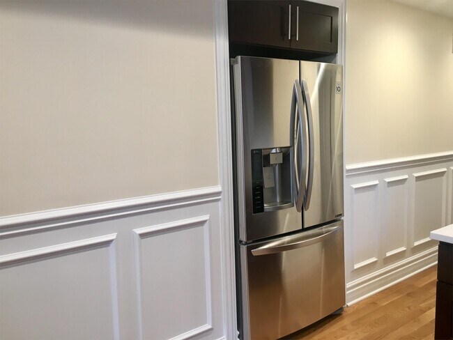 Photo - 3659 W Belle Plaine Ave Unit 1