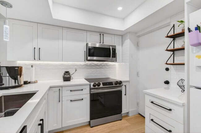 Photo - 50 SW 3rd Ave