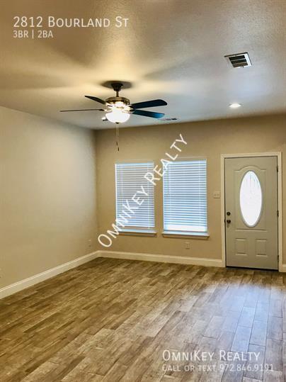 Photo - 2812 Bourland St