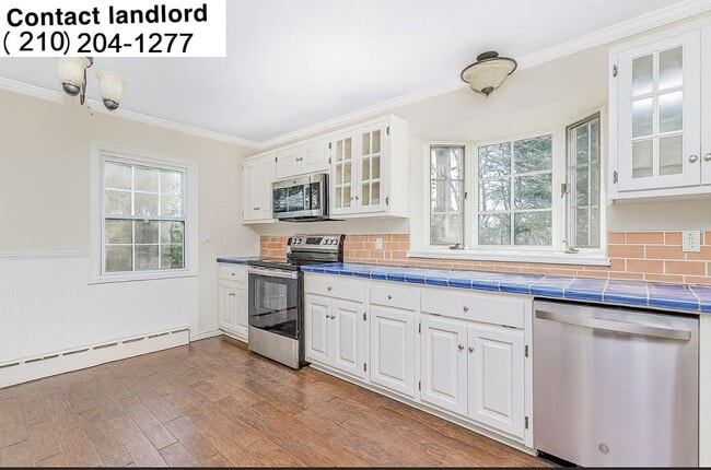 Photo - 544 Edinboro Rd