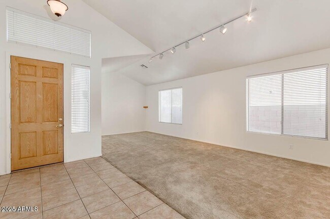 Photo - 6321 S 4 Peaks Pl