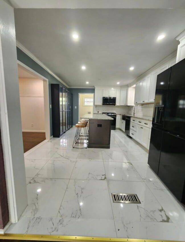 Photo - 509 Northampton Rd