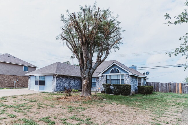 Photo - "Well-maintained 4-Bedroom Gem with 2 Full Baths and a Fireplace in Desirable Harker Heights Neig...