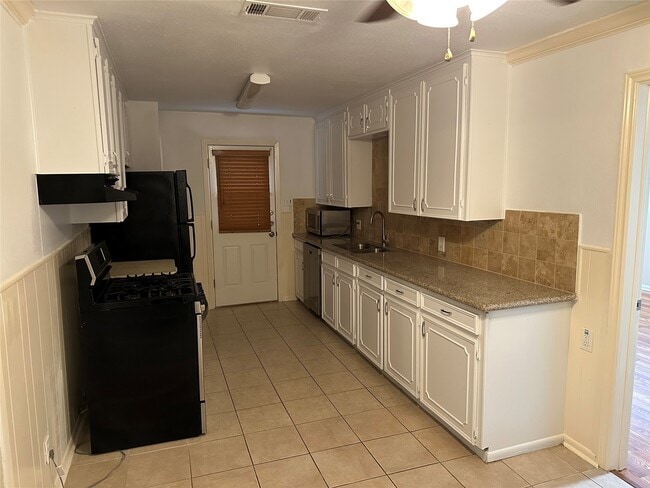 Photo - 4214 Gano St
