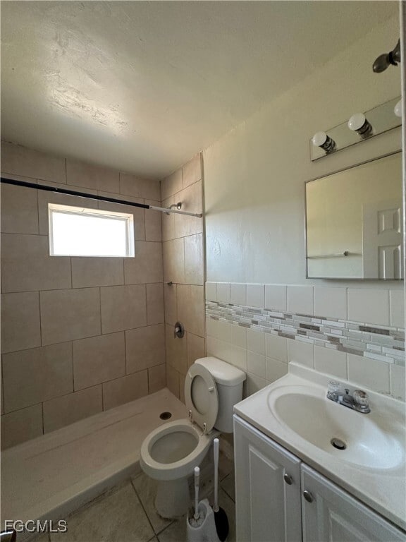 Photo - 1935 Ricardo Ave