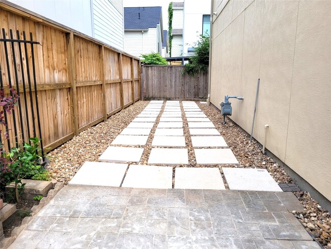 Photo - 1508 Fowler St