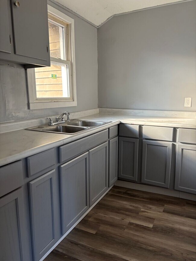 Photo - 2 Bedroom 1 Bath (Duplex)