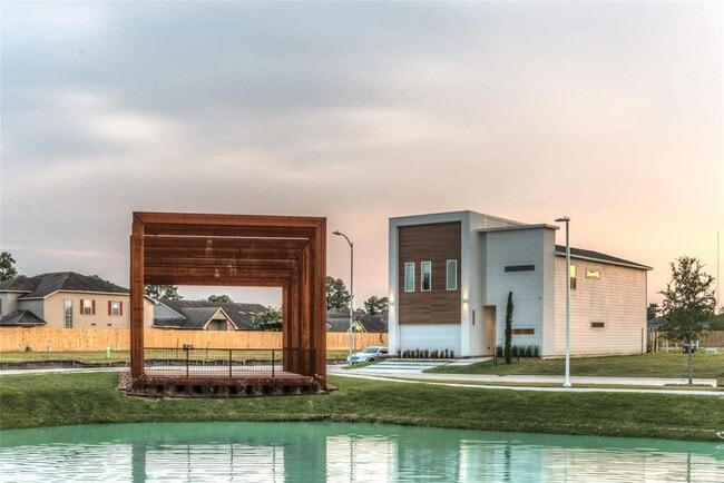 2213 Padron Pl