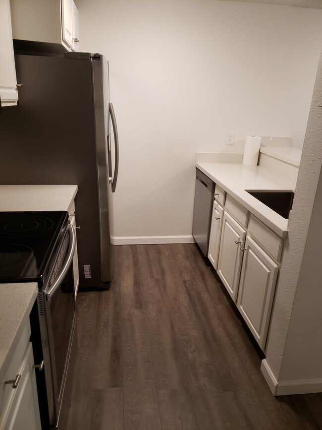 Photo - 518 S 321st St Unit 7