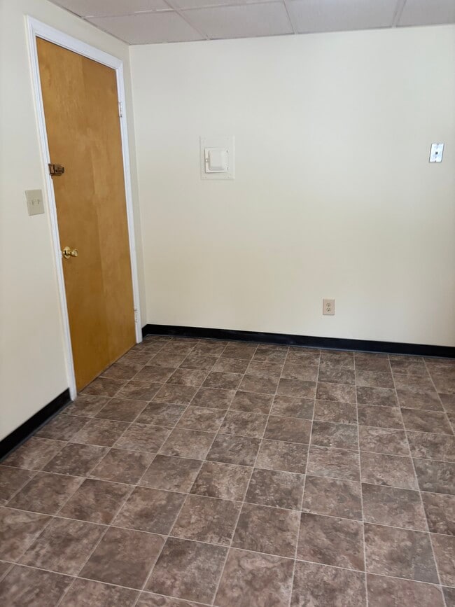 Photo - 1731 Highland Apartment Unit 1731-12