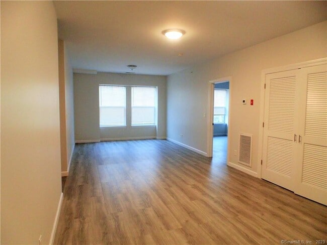 Photo - 2838 Fairfield Ave