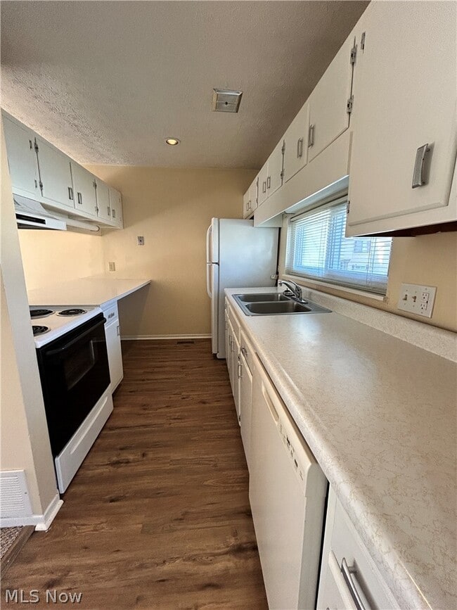 Photo - 131 Orchard Dr Unit A