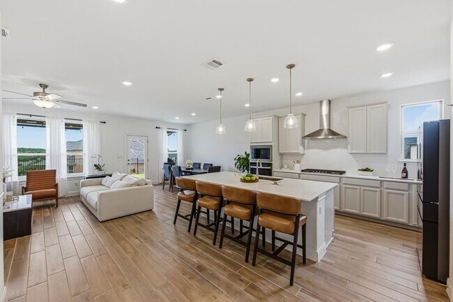 Photo - 6700 Cliff Rose Dr