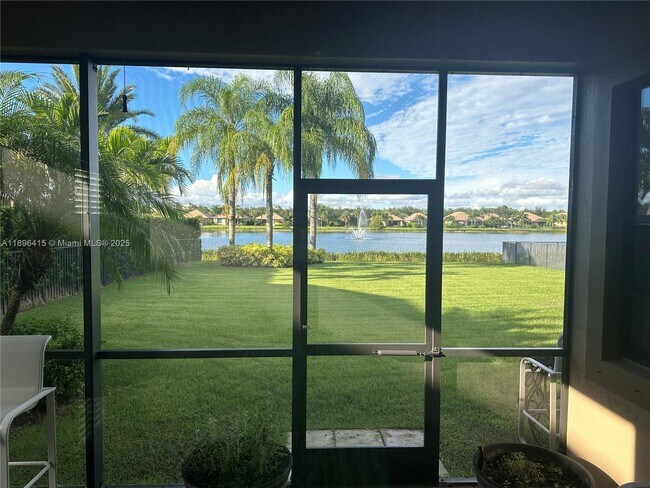 Photo - 3071 Florence St