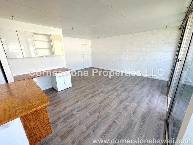 95-031 Kuahelani Ave