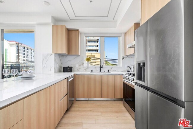 Photo - 1414 S Beverly Dr Unidad 203