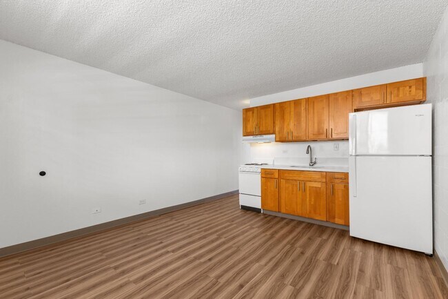 Photo - 2122 Lime St