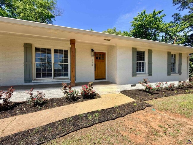 Photo - 214 Meadowridge Dr