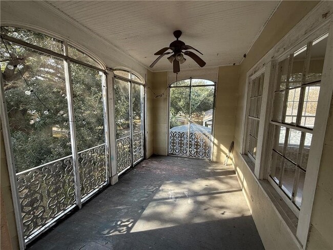 Photo - 1910 Myrtle Ave