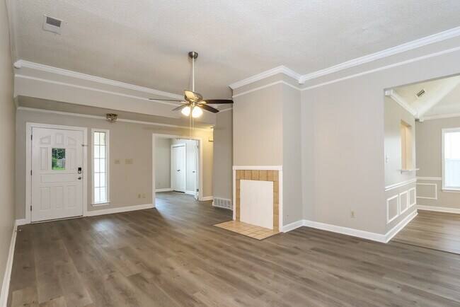 Photo - 6643 Collins Way Dr