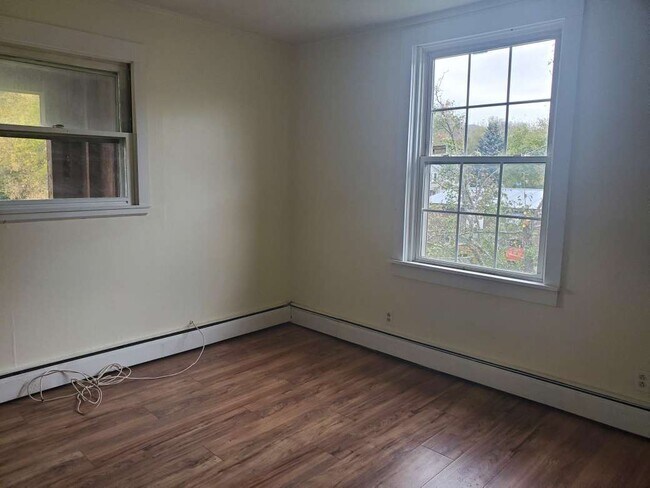 326 Main St Unit 1