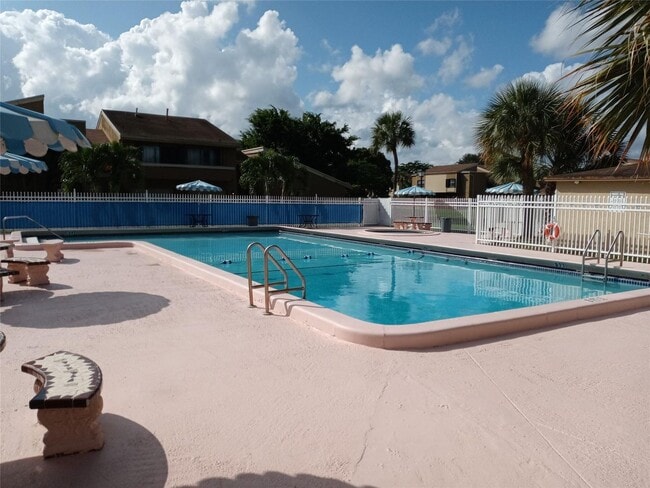 Photo - 2944 E Missionwood Ln