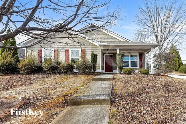 Building Photo - 45 Riviera Dr SE