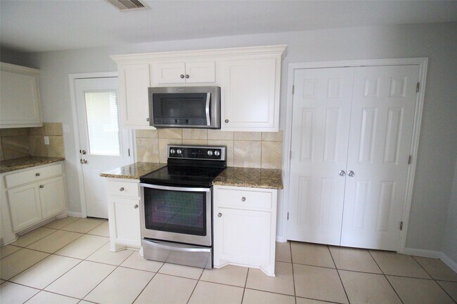 Photo - 6610 Loma Vista St