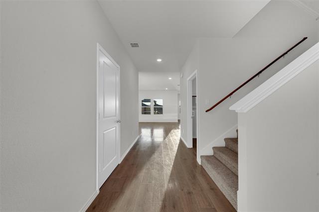 Photo - 210 Augusta Ct