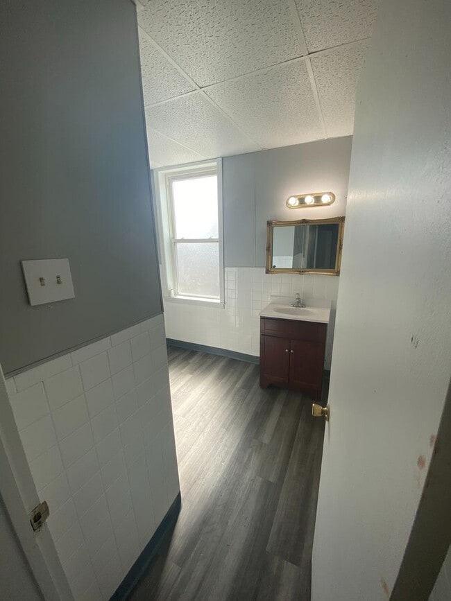 Photo - 2312 Eccles St Unit Second Floor