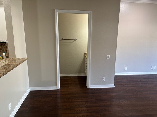 Building Photo - 14916 Salamander Pl Rental