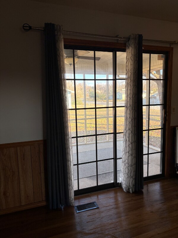 Photo - 1035 McClure Ln