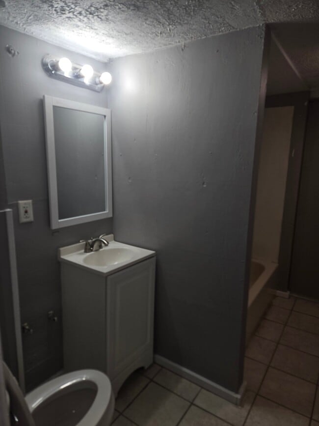 Photo - 2123 Highland Ave Unit A