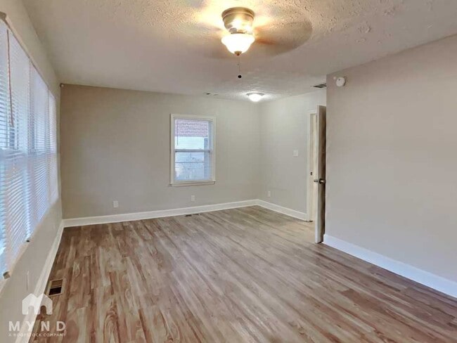 Photo - 2312 Polar Rock Ave SW