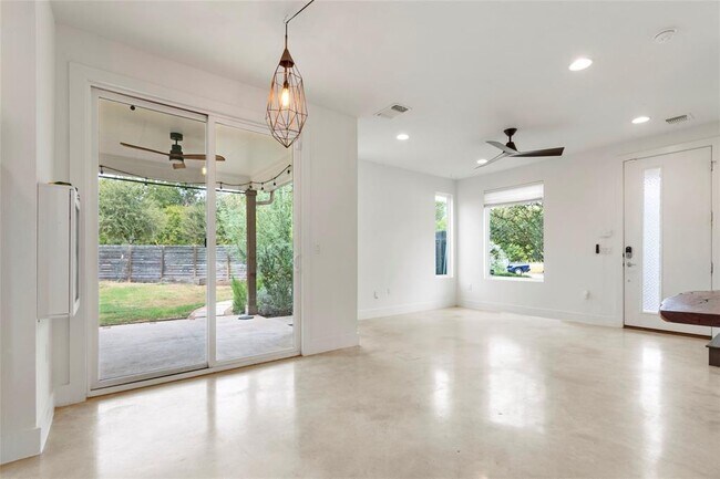 Photo - 1145 Shady Ln