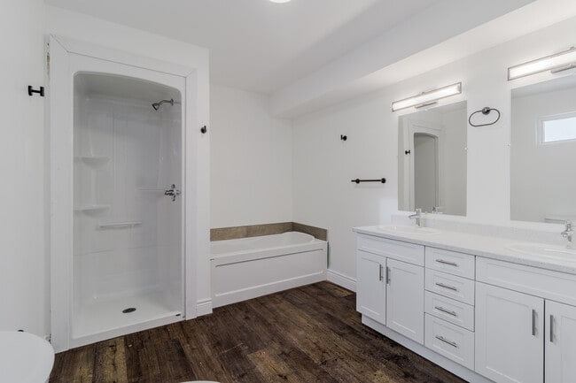 Photo - 2 Bed 2 Bath Apartement Unit 1