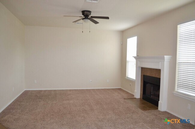 Photo - 4808 Green Meadow St