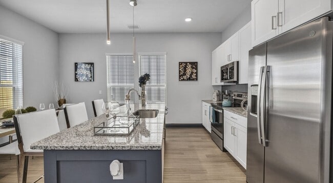 Photo - 4250 Woodridge Pkwy Unit 1090