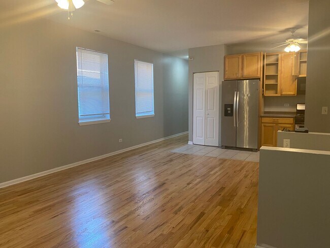 Photo - 7012 S Dorchester Ave Unit 2