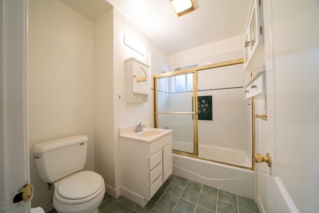 Photo - 616 Brighton Rd